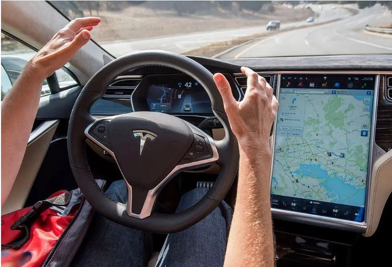 Xe điện có phanh tái tạo và rất có lợi cho việc lái xe trong thành phố. Ảnh: Motorbiscuit.
