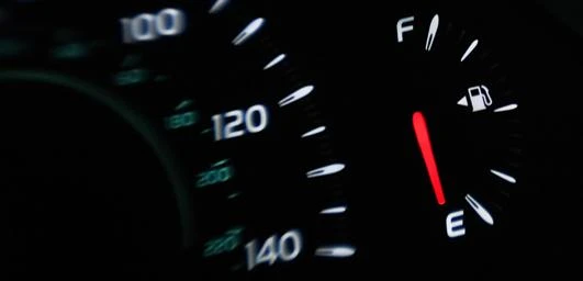 Lái xe với một thùng rỗng. Ảnh: Motorbiscuit. Lái xe với một thùng rỗng. Ảnh: Motorbiscuit.