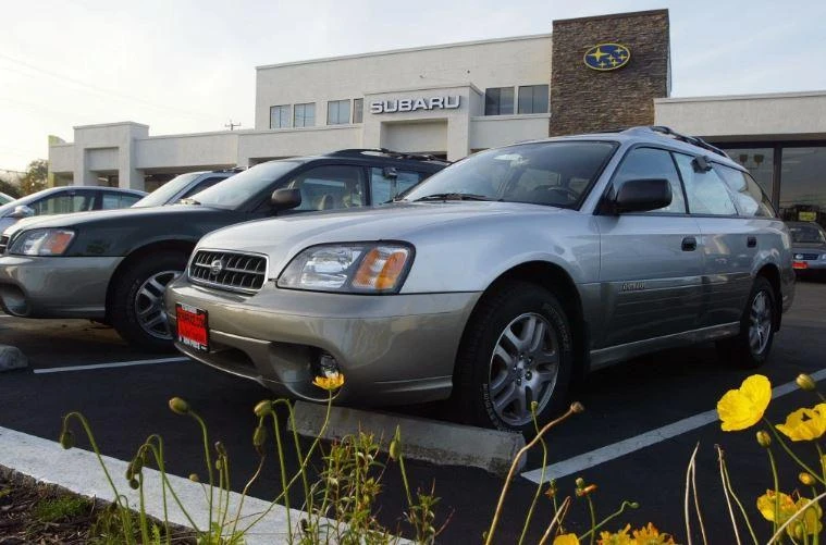 2003–2007 Subaru Outback sedan. Ảnh: Motorbiscuit. 2003–2007 Subaru Outback sedan. Ảnh: Motorbiscuit.