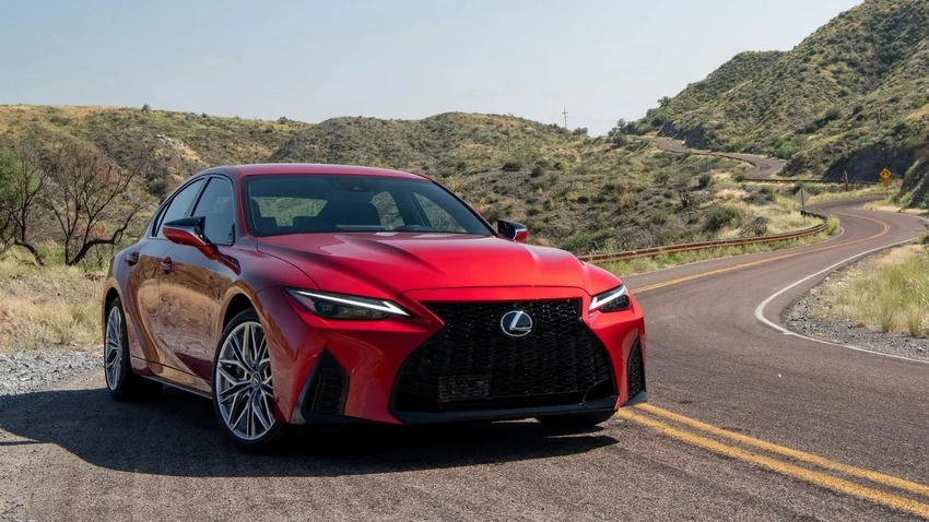 Lexus IS 500 F Sport Performance. Ảnh: Hotcars. Lexus IS 500 F Sport Performance. Ảnh: Hotcars.