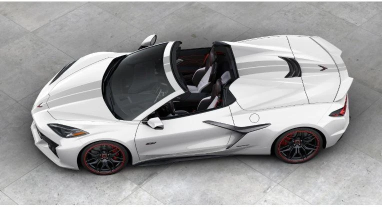 2023 Chevy Corvette Stingray phiên bản đặc biệt kỷ niệm 70 năm. Ảnh: Motorbiscuit. 2023 Chevy Corvette Stingray phiên bản đặc biệt kỷ niệm 70 năm. Ảnh: Motorbiscuit.
