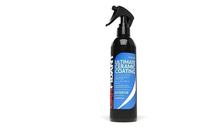 Carfidant Ceramic Coating Spray Wax. Ảnh: Motorbiscuit. Carfidant Ceramic Coating Spray Wax. Ảnh: Motorbiscuit.