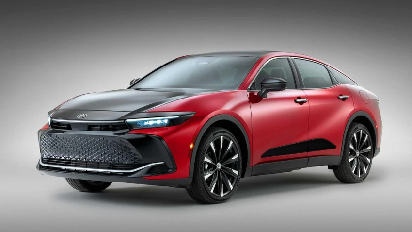 Toyota Crown 2023. Ảnh: Moto1. Toyota Crown 2023. Ảnh: Moto1.