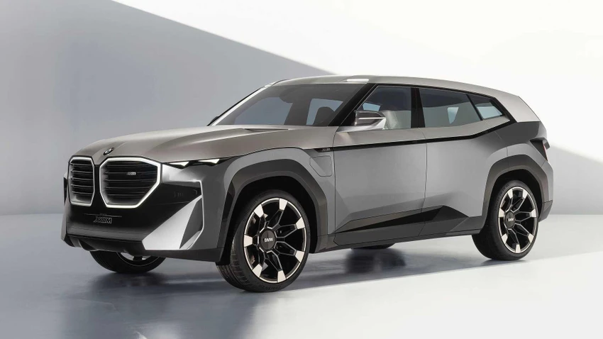 BMW XM 2023. Ảnh: Moto1. BMW XM 2023. Ảnh: Moto1.