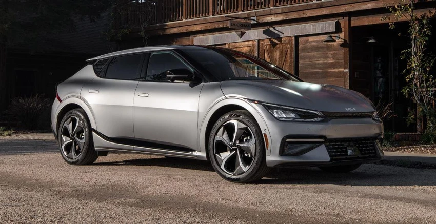 Kia EV6 (232 Dặm). Ảnh: Hotcars. Kia EV6 (232 Dặm). Ảnh: Hotcars.