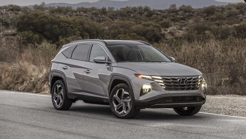Hyundai Tucson ( có giá 34.900 USD). Ảnh: Hotcars. Hyundai Tucson ( có giá 34.900 USD). Ảnh: Hotcars.