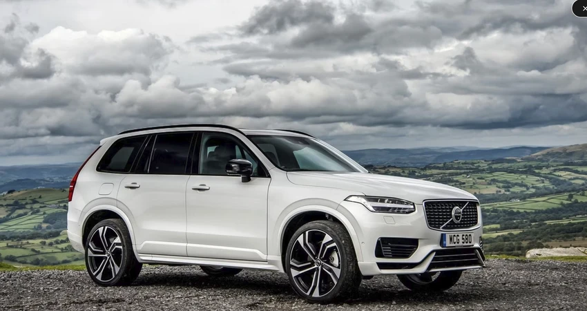 Volvo XC90 T8. Ảnh: Hotcars. Volvo XC90 T8. Ảnh: Hotcars.