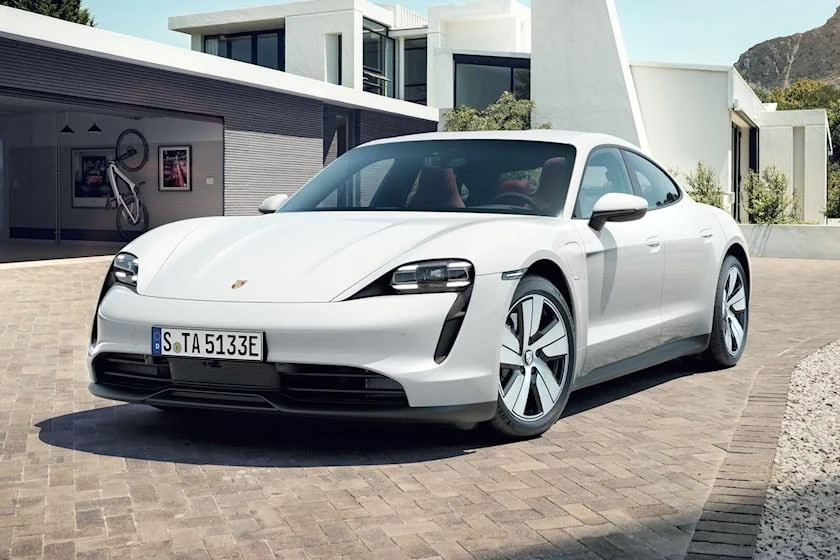 Porsche Taycan. Ảnh: Carbuzz. Porsche Taycan. Ảnh: Carbuzz.