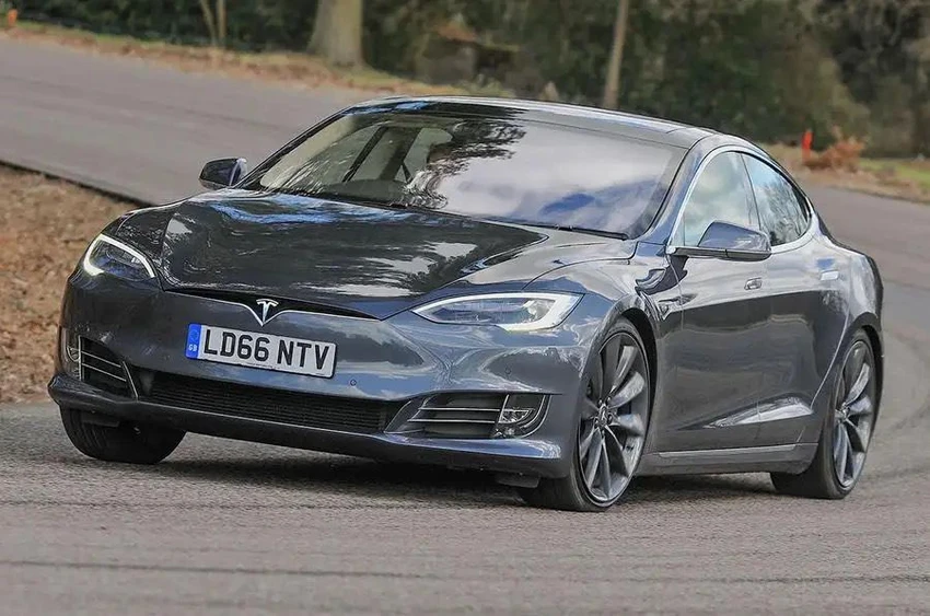 Tesla Model S. Ảnh: Hotcars. Tesla Model S. Ảnh: Hotcars.