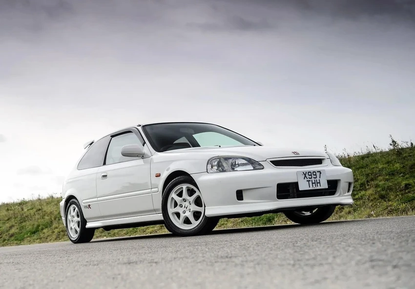 Honda Civic Type-R EK9 được chế tạo vào những năm 90. Ảnh: Hotcars.