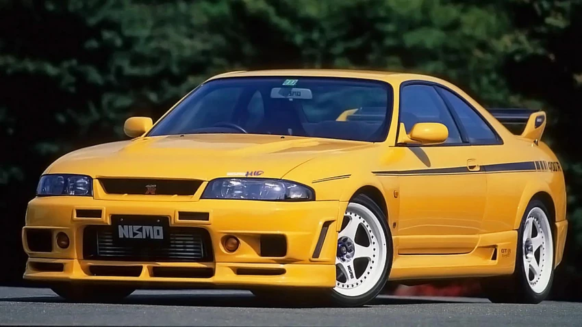 Nismo 400R Chỉ với 44 chiếc được sản xuất. Ảnh: Hotcars.