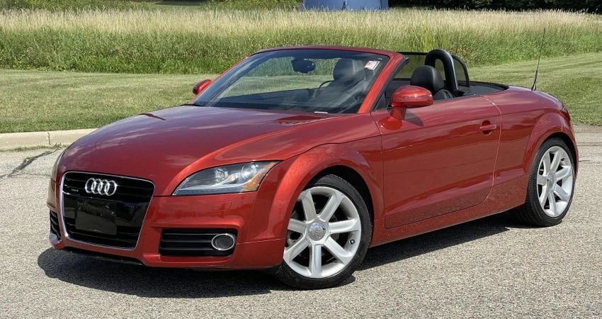 Chiếc xe này đã qua sử dụng có giá 8.300 USD. Ảnh: Hotcars. Chiếc xe này đã qua sử dụng có giá 8.300 USD. Ảnh: Hotcars.