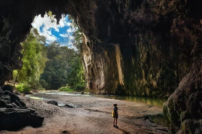 Hang Tham Lod, Thái Lan sẽ cho du khách một trải nghiệm tuyệt vời. Ảnh: Thetravel. Hang Tham Lod, Thái Lan sẽ cho du khách một trải nghiệm tuyệt vời. Ảnh: Thetravel.