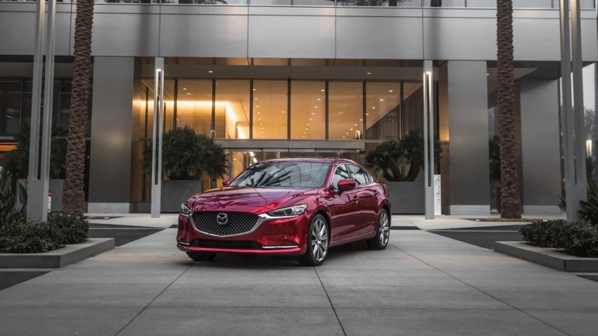 Mazda 6 ra mắt năm 2018, đó là mẫu sedan hạng trung với nội ngoại thất tinh tế. Ảnh: Motorbiscuit. Mazda 6 ra mắt năm 2018, đó là mẫu sedan hạng trung với nội ngoại thất tinh tế. Ảnh: Motorbiscuit.