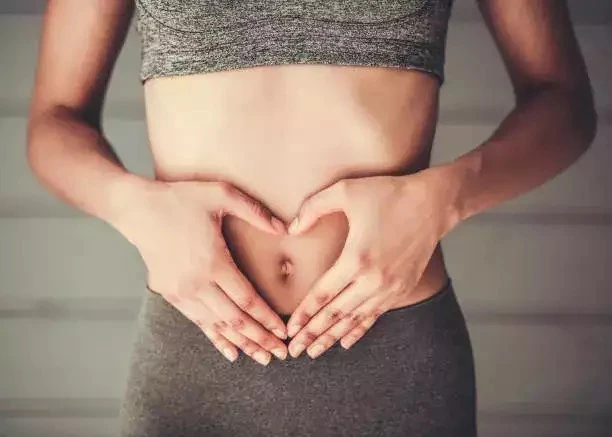 Để có vòng bụng phẳng lì hãy hạn chế lượng carb nạp vào và chỉ ăn một bữa mỗi ngày. Ảnh: TIMESNOW. Để có vòng bụng phẳng lì hãy hạn chế lượng carb nạp vào và chỉ ăn một bữa mỗi ngày. Ảnh: TIMESNOW.
