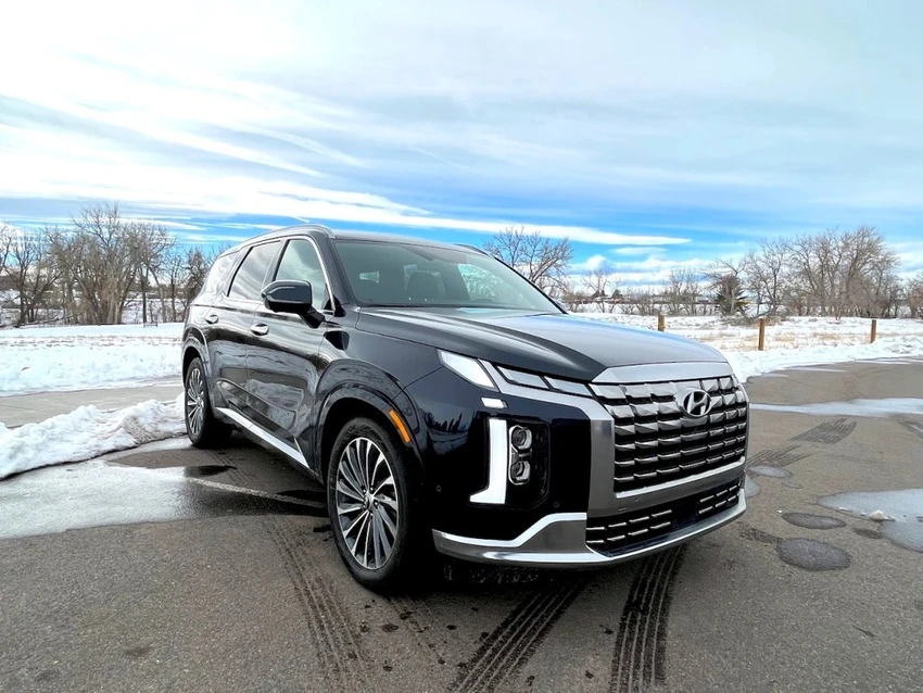 Hyundai Palisade có giá khởi điểm 34.950 USD. Ảnh: Motorbiscuit. Hyundai Palisade có giá khởi điểm 34.950 USD. Ảnh: Motorbiscuit.