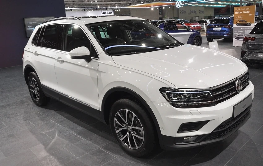 Volkswagen Tiguan có giá khởi điểm 26.950 USD. Ảnh: Motorbiscuit. Volkswagen Tiguan có giá khởi điểm 26.950 USD. Ảnh: Motorbiscuit.