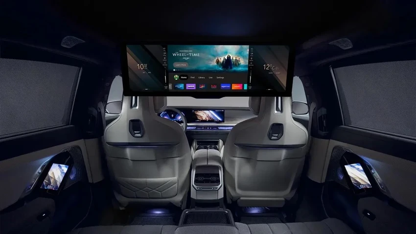 BMW 7 Series 2023 có vô số tiện nghi sang trọng bên trong. Ảnh: Hotcars. BMW 7 Series 2023 có vô số tiện nghi sang trọng bên trong. Ảnh: Hotcars.