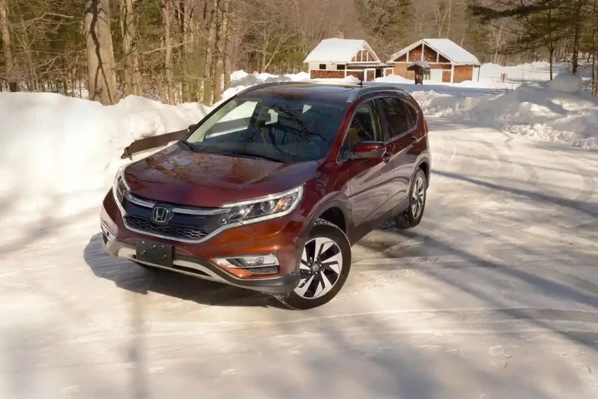 Một trong những vấn đề rõ rệt nhất của CR-V là lỗi khởi động. Ảnh: Motorbiscuit. Một trong những vấn đề rõ rệt nhất của CR-V là lỗi khởi động. Ảnh: Motorbiscuit.