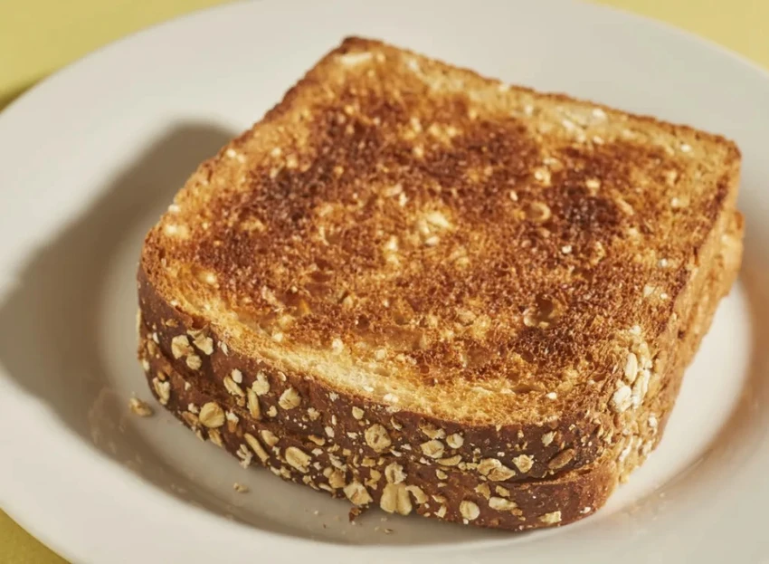 Bánh mì ngũ cốc nguyên hạt. Ảnh: Shutterstock. Bánh mì ngũ cốc nguyên hạt. Ảnh: Shutterstock.