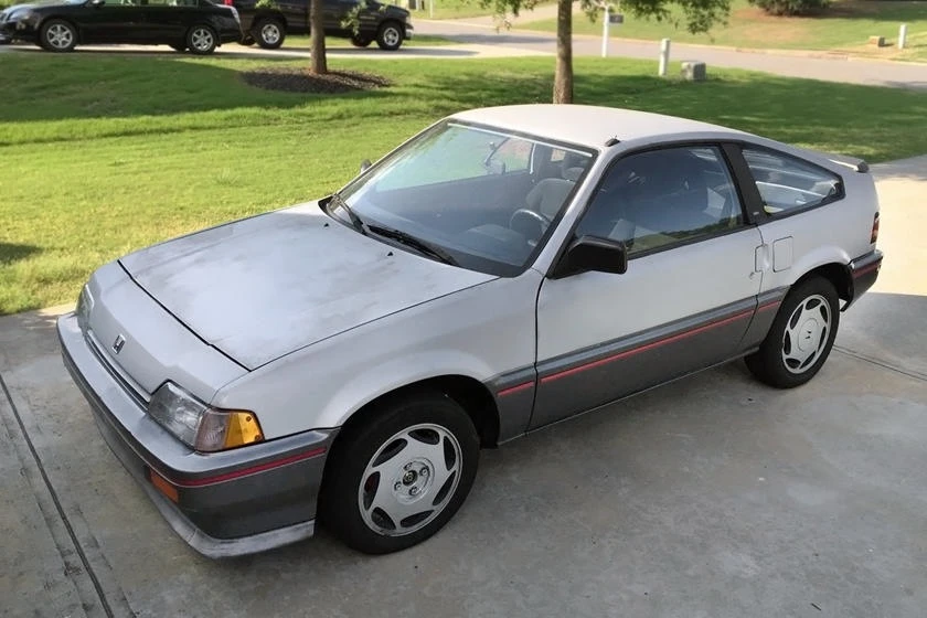 Honda Civic Coupe HF 1986. Ảnh: Carbuzz. Honda Civic Coupe HF 1986. Ảnh: Carbuzz.