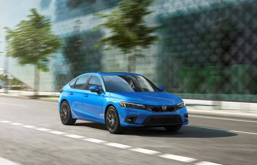 Honda Civic là xe gia đình cỡ nhỏ tốt nhất. Ảnh: Motorbiscuit. Honda Civic là xe gia đình cỡ nhỏ tốt nhất. Ảnh: Motorbiscuit.