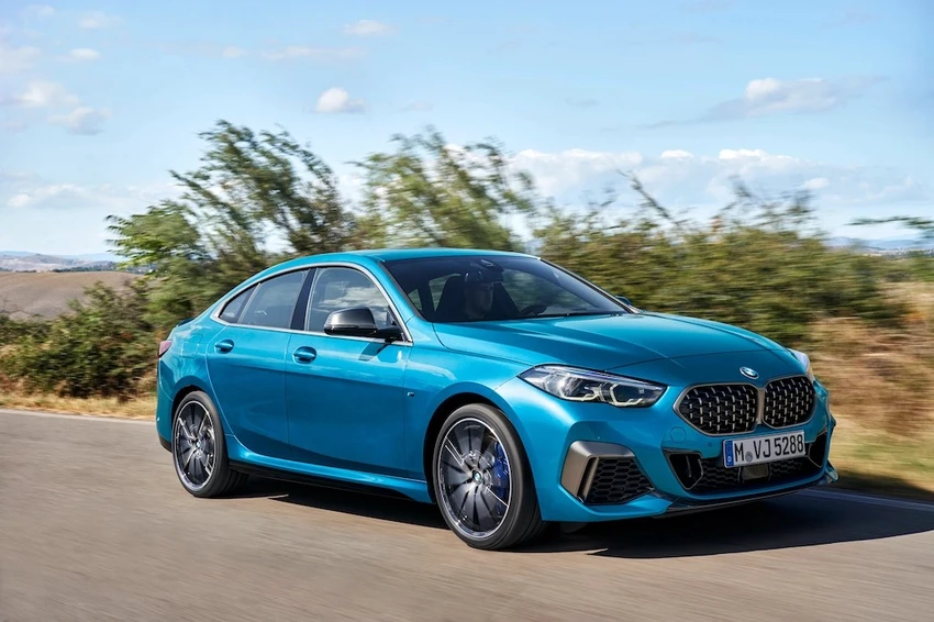 BMW 2 Series 2015 là một chiếc đã qua sử dụng đáng tin cậy. Ảnh: Motorbiscuit. BMW 2 Series 2015 là một chiếc đã qua sử dụng đáng tin cậy. Ảnh: Motorbiscuit.