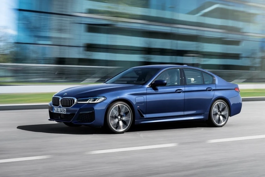 BMW 5 Series 2023. Ảnh: Motorbiscuit. BMW 5 Series 2023. Ảnh: Motorbiscuit.