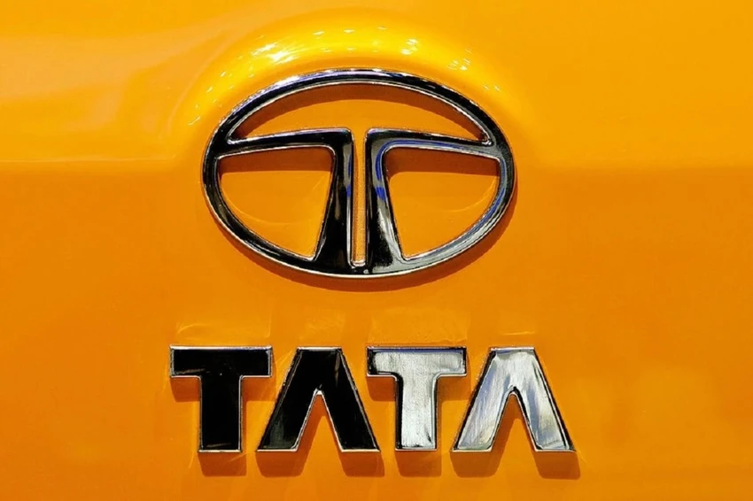 Huy hiệu Tata. Ảnh: Motorbiscuit. Huy hiệu Tata. Ảnh: Motorbiscuit.