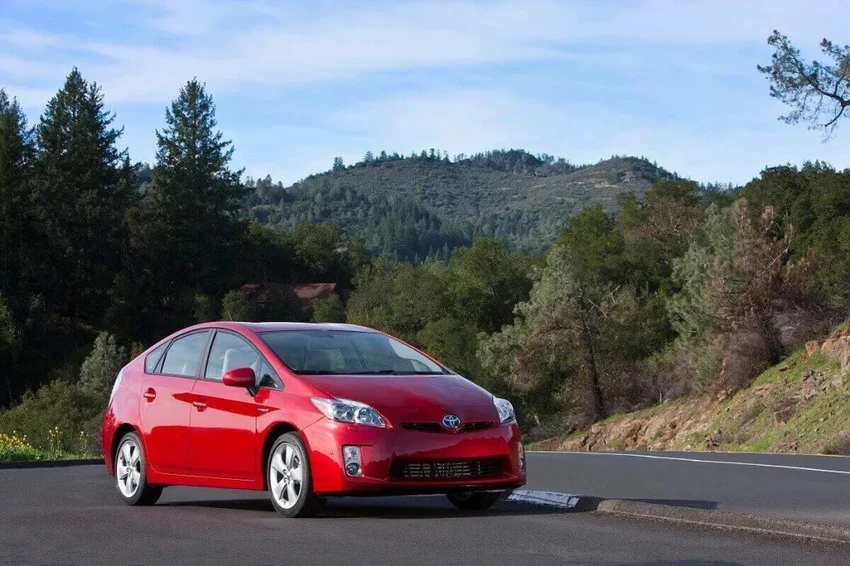 Toyota Prius hybrid đời 2010. Ảnh: Motorbiscuit.