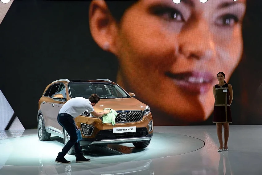 Kia Sorento 2012. Ảnh: Motorbiscuit. Kia Sorento 2012. Ảnh: Motorbiscuit.