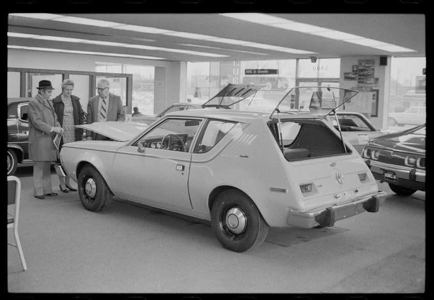 AMC Gremlin chạy điện năm 1970. Ảnh: Motorbiscuit. AMC Gremlin chạy điện năm 1970. Ảnh: Motorbiscuit.