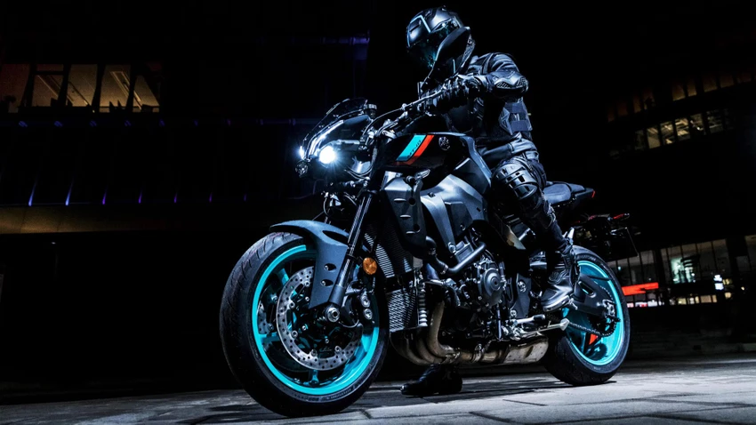 Yamaha MT-10 2023 có giá 335 triệu đồng. Ảnh: Hotcars.