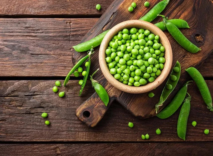 Đậu Hà Lan là nguồn cung cấp protein, chất xơ và vitamin dồi dào. Ảnh: Shutterstock.
