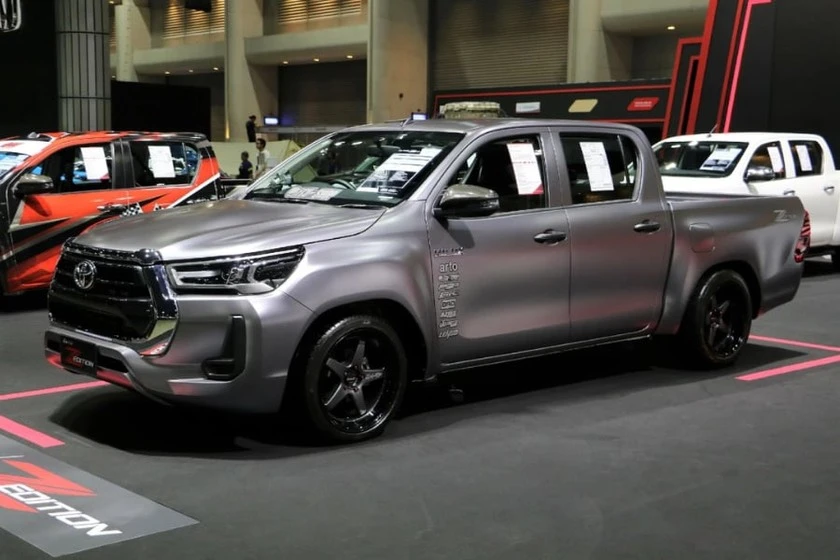 Chiếc xe Hilux Revo Twin Turbo. Ảnh: Carbuzz. Chiếc xe Hilux Revo Twin Turbo. Ảnh: Carbuzz.