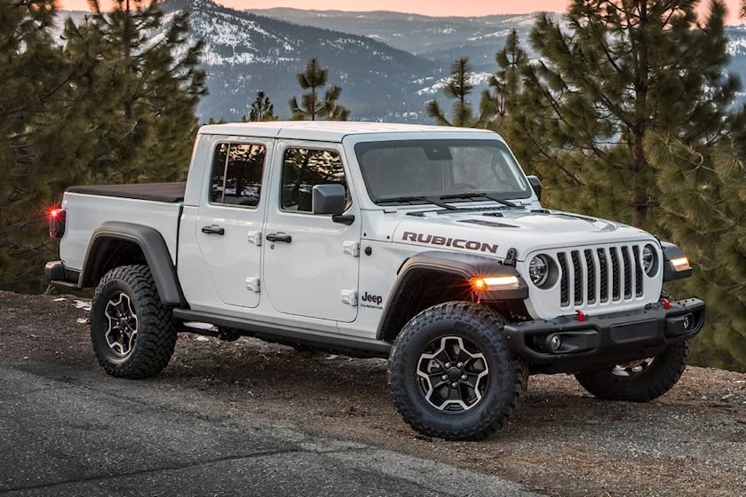 Jeep Gladiator. Ảnh: Carbuzz.