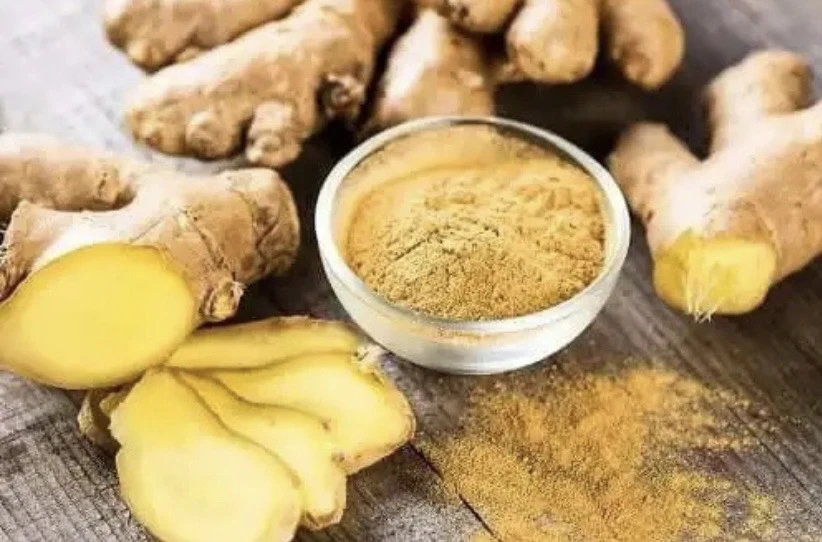 Gừng chứa các chất dinh dưỡng chống viêm có thể làm giảm sự khó chịu mà căn bệnh này gây ra. Ảnh: Steptohealth. Gừng chứa các chất dinh dưỡng chống viêm có thể làm giảm sự khó chịu mà căn bệnh này gây ra. Ảnh: Steptohealth.