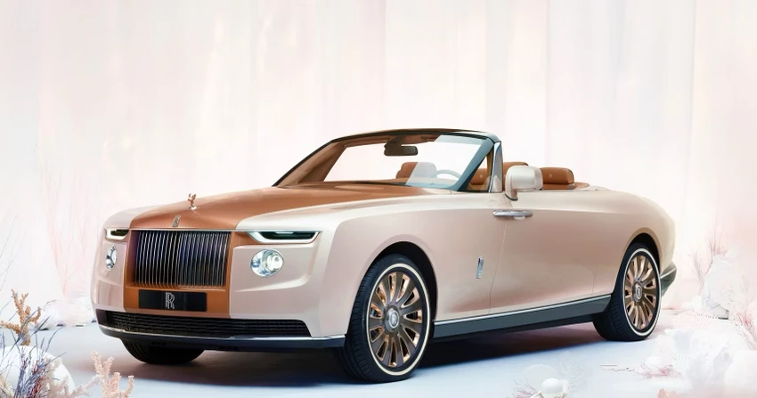 Rolls-Royce Boat Tail 2021 có giá ước tính là 28 triệu USD. Ảnh: Hotcars. Rolls-Royce Boat Tail 2021 có giá ước tính là 28 triệu USD. Ảnh: Hotcars.
