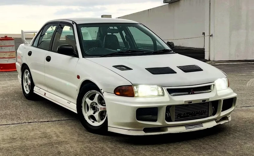 Mitsubishi Lancer EVO III 1996. Ảnh: Hotcars. Mitsubishi Lancer EVO III 1996. Ảnh: Hotcars.
