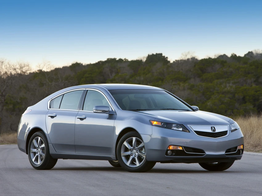 Acura TL 2011. Ảnh: Motorbiscuit. Acura TL 2011. Ảnh: Motorbiscuit.