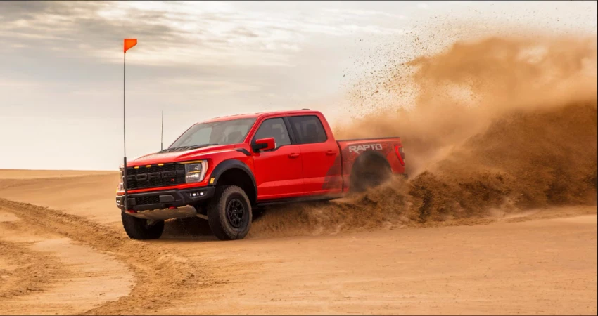 Ford Raptor R 2023. Ảnh: Hotcars. Ford Raptor R 2023. Ảnh: Hotcars.