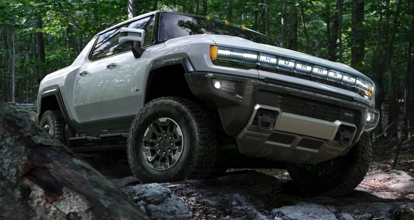 GMC Hummer EV 2023. Ảnh: Hotcars. GMC Hummer EV 2023. Ảnh: Hotcars.