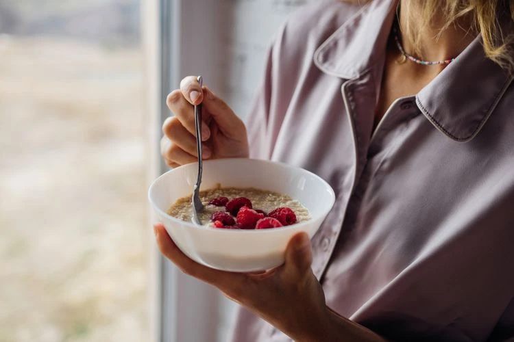 Ăn sáng sớm có thể làm giảm nguy cơ mắc bệnh tiểu đường loại 2. Ảnh: HEALTH. Ăn sáng sớm có thể làm giảm nguy cơ mắc bệnh tiểu đường loại 2. Ảnh: HEALTH.