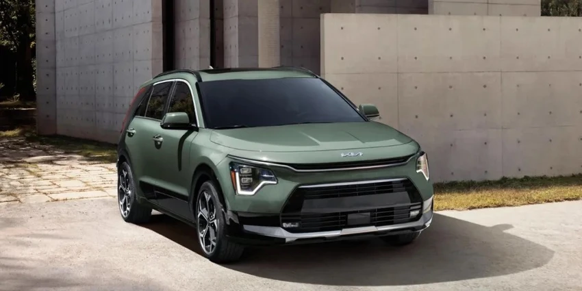 Kia Niro 2023 có giá 26.590 USD (khoảng 640 triệu đồng). Ảnh: Motorbiscuit. Kia Niro 2023 có giá 26.590 USD (khoảng 640 triệu đồng). Ảnh: Motorbiscuit.