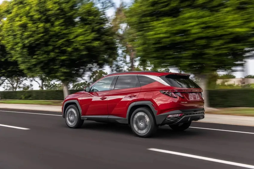 Hyundai Tucson 2023. Ảnh: Motorbiscuit. Hyundai Tucson 2023. Ảnh: Motorbiscuit.