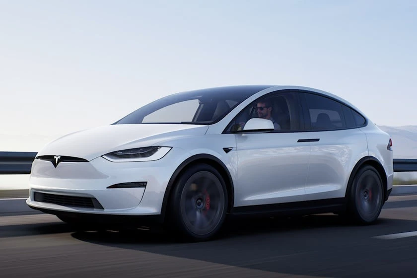 Tesla Model X Plaid. Ảnh: Carbuzz. Tesla Model X Plaid. Ảnh: Carbuzz.