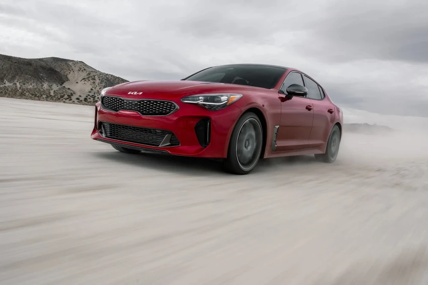 Kia Stinger GT2. Ảnh: Motorbiscuit.