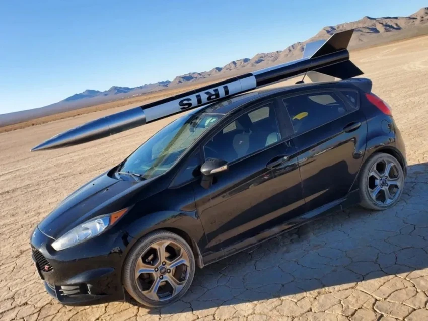 5-mau-xe-tiet-kiem-nhien-lieu-hien-dai-lai-thu-vi-Ford Fiesta ST.jpg