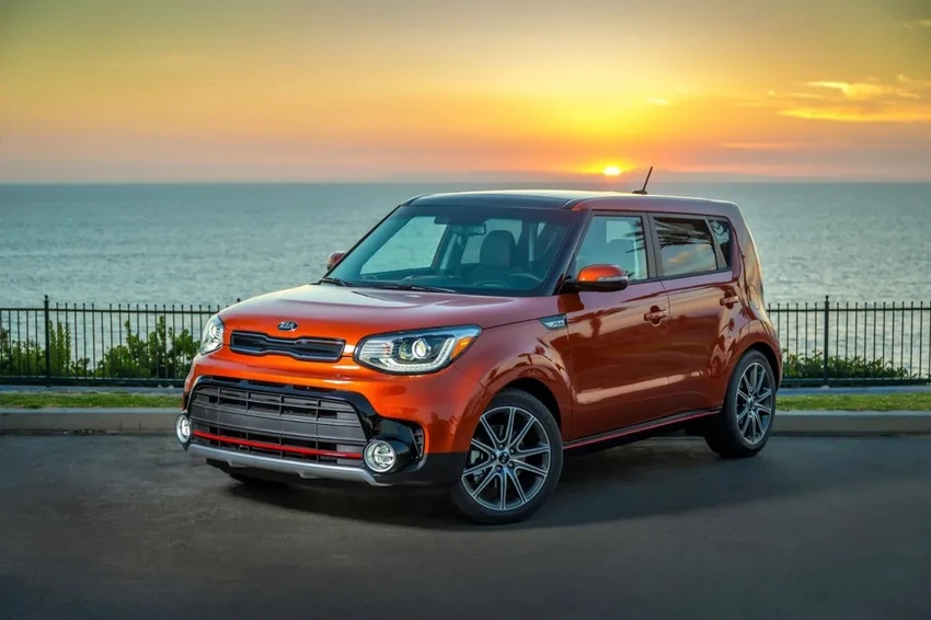 Tiet-kiem-ngan-sach-voi-4-mau-xe -da-qua-su-dung-nay-Kia Soul 2018.jpg