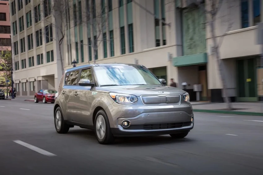 Tiet-kiem-ngan-sach-voi-4-mau-xe -da-qua-su-dung-nay-Kia Soul 2019.jpg